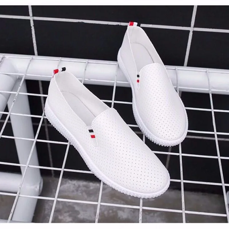 Women Sneakers White Flats Cut - Espadrille Slip On のレビューと価格